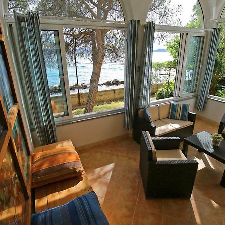 Seafront Beach Apartment - Directly At The Beach Задар Экстерьер фото