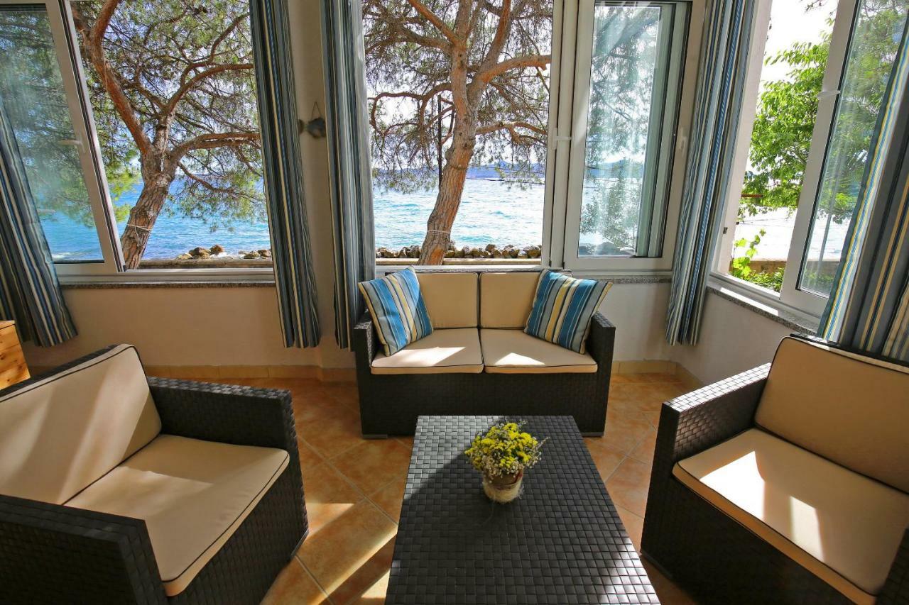 Seafront Beach Apartment - Directly At The Beach Задар Экстерьер фото